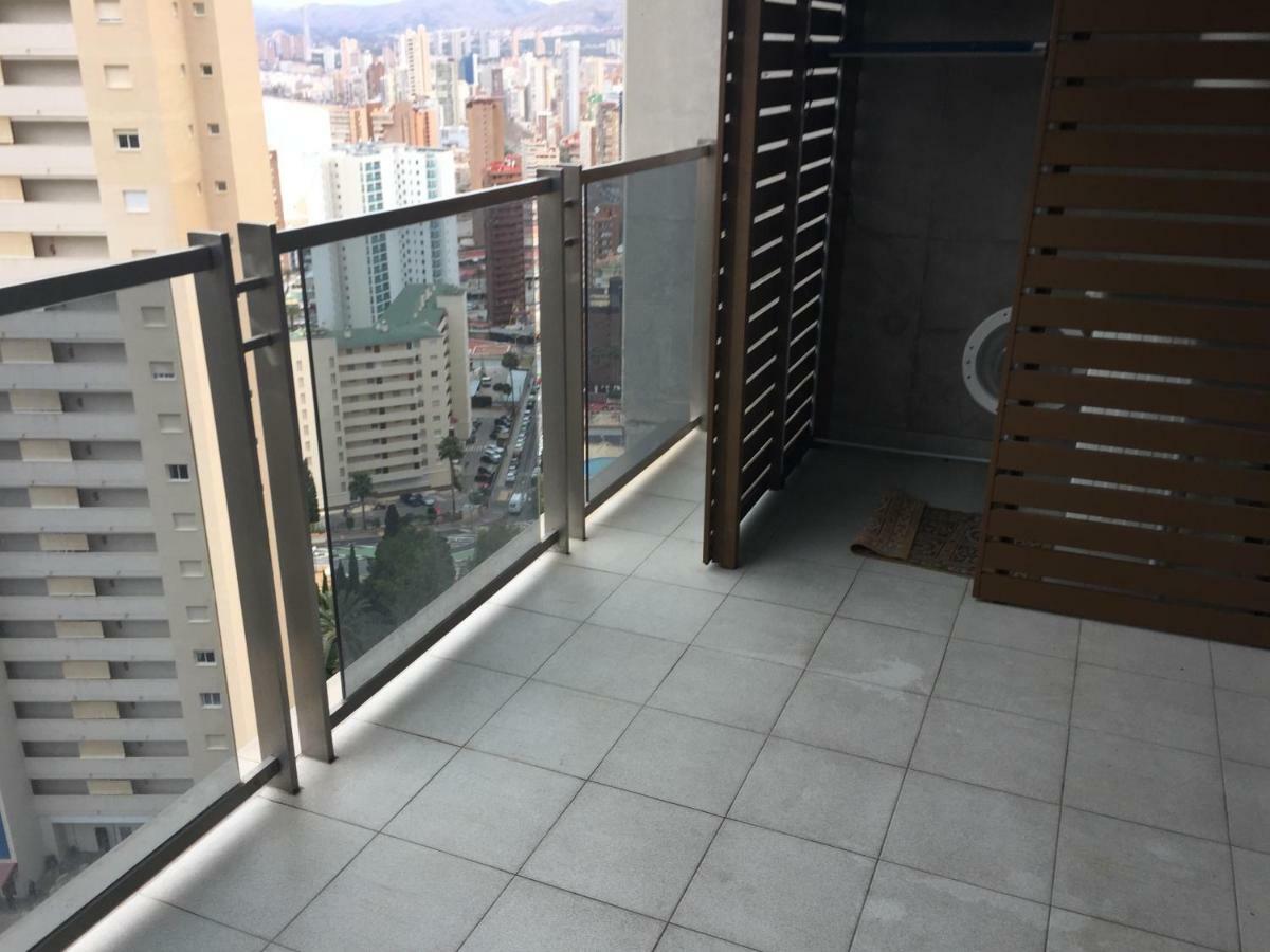 Apartamento Con Vistas Y Bien Ubicado Renovado Benidorm Exterior photo